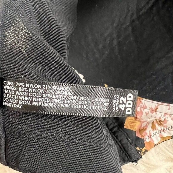 Torrid Wire-Free Lightly Lined Print Racerback Bra 42DDD Cheetah Floral Print - Picture 11 of 12